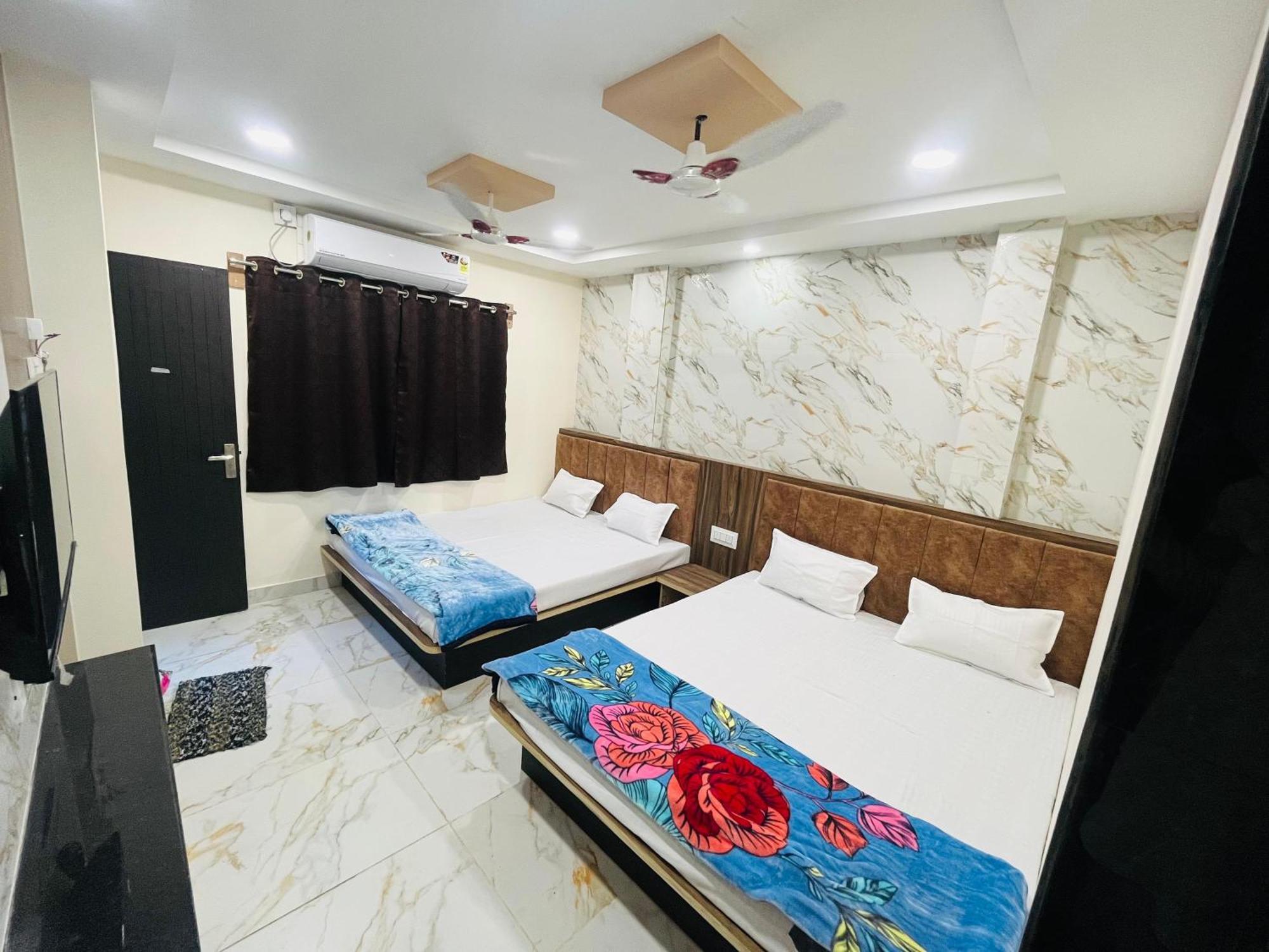 Hotel Sk Tower Ujjain Εξωτερικό φωτογραφία